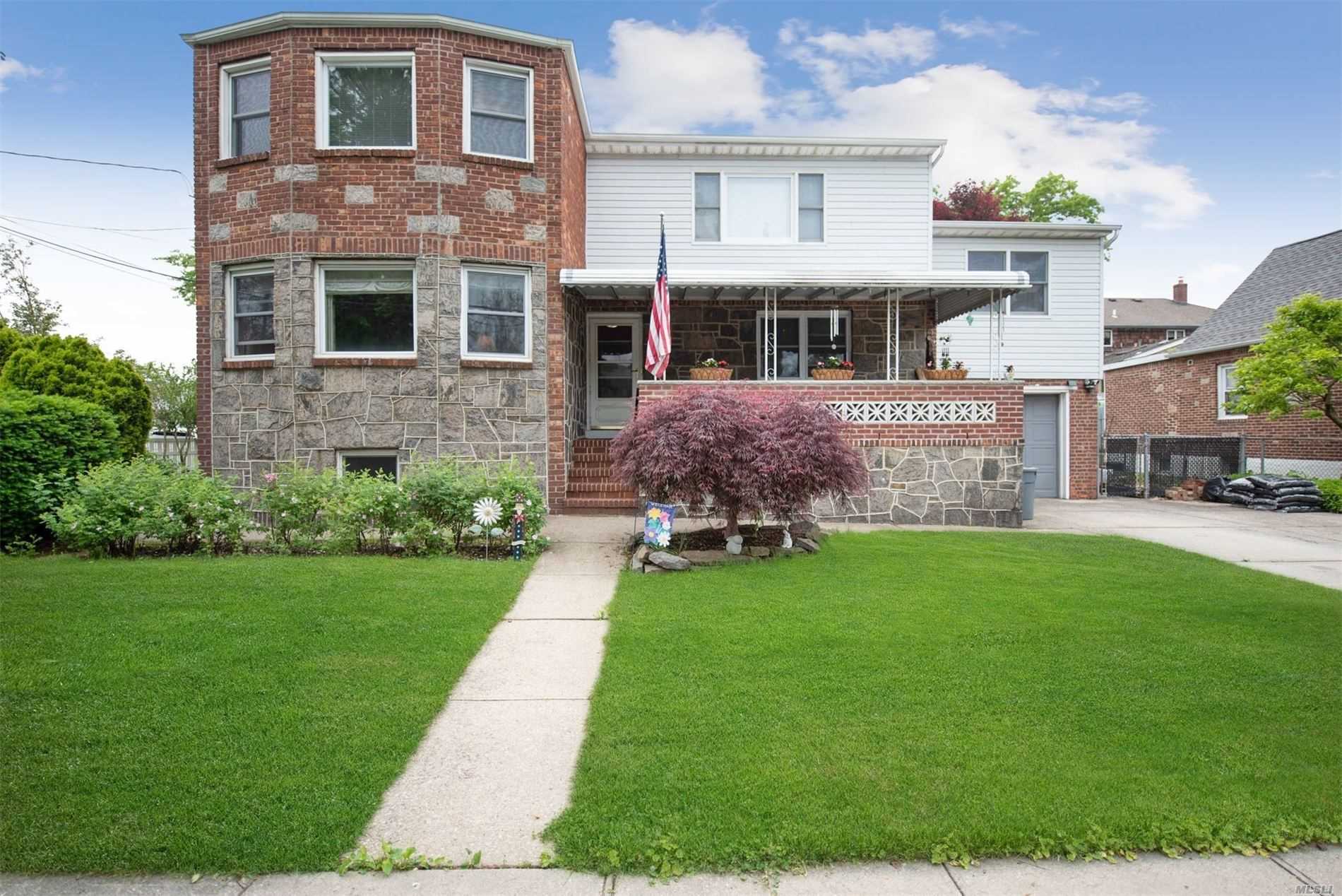 #1 photo, 69 Crown Avenue, 長島 Elmont , NY 11003