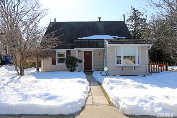 #1 photo, 40 8th St, নাসাউ কাউন্টি Carle Place , NY 11514