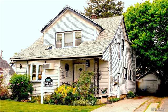 #1 photo, 24 Driving Park Avenue, ナッソー郡 Lynbrook , NY 11563