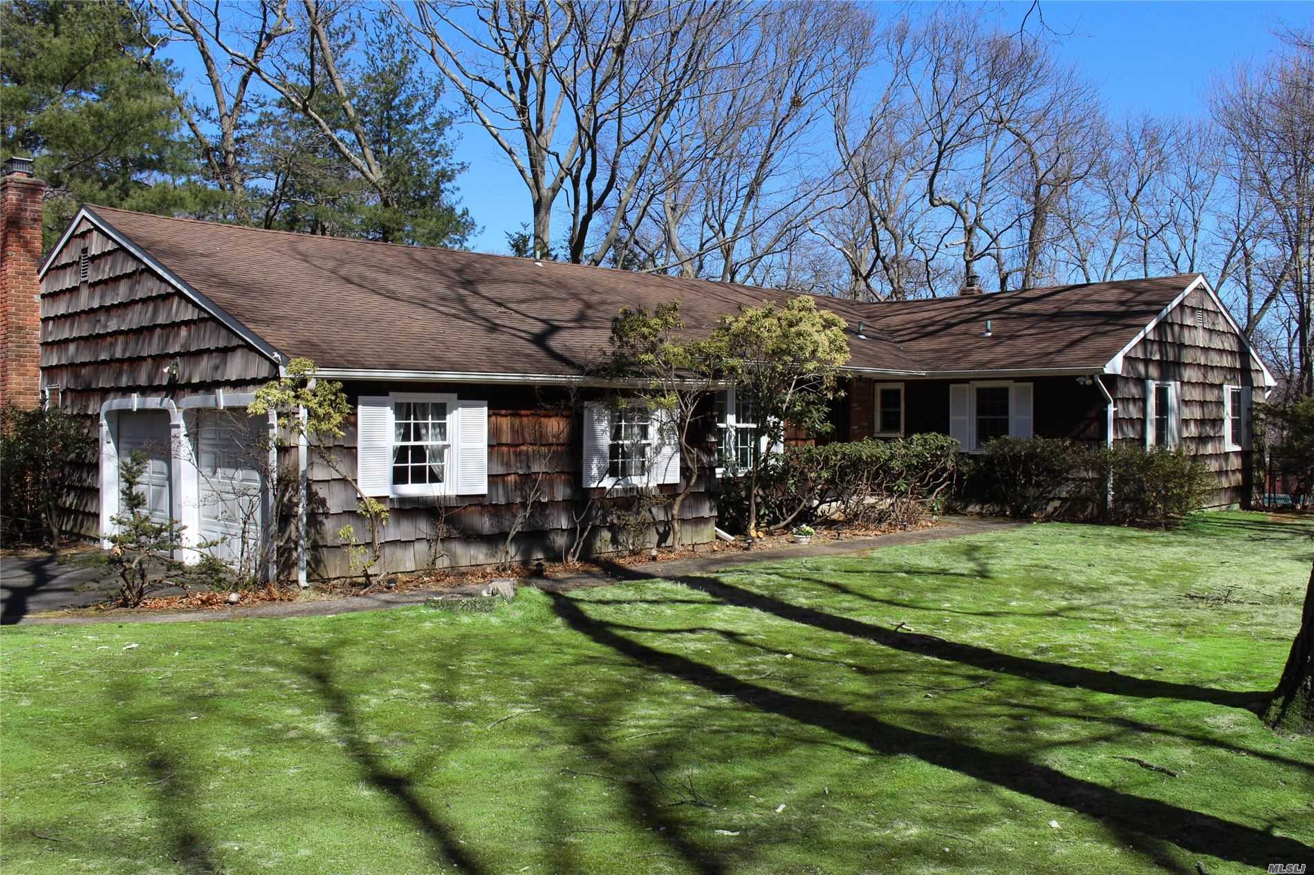 #1 photo, 52 Thompson Hay Path, সাফোক কাউন্টি Setauket , NY 11733