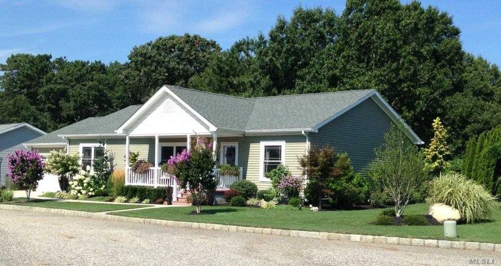 #1 photo, 1407-282 Middle Road, Calverton , NY 11933