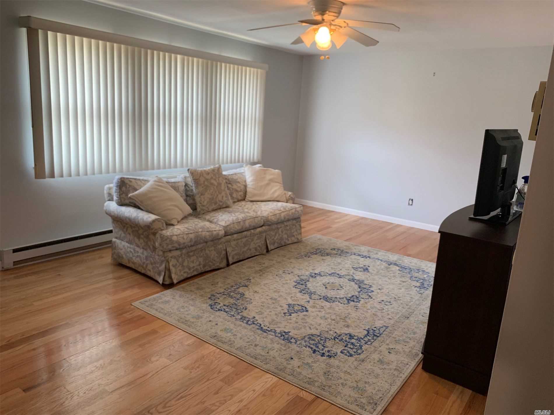 #1 photo, 707 Wantagh Avenue, ナッソー郡 Wantagh , NY 11793