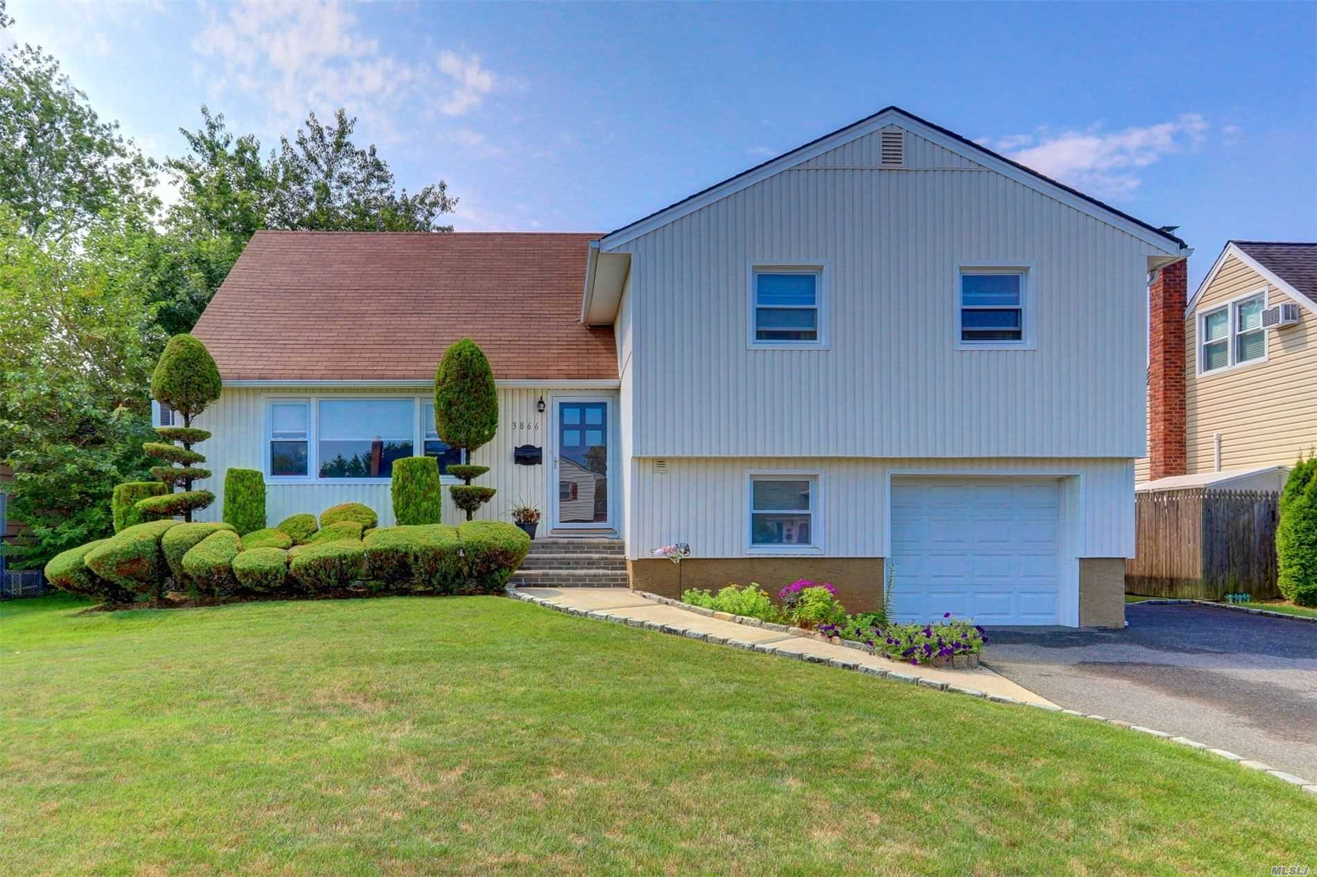 #1 photo, 3866 Arthur Avenue, 長島 Seaford , NY 11783