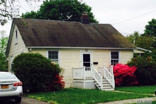 #1 photo, 120 Cedar Court, サフォーク郡 Copiague , NY 11726