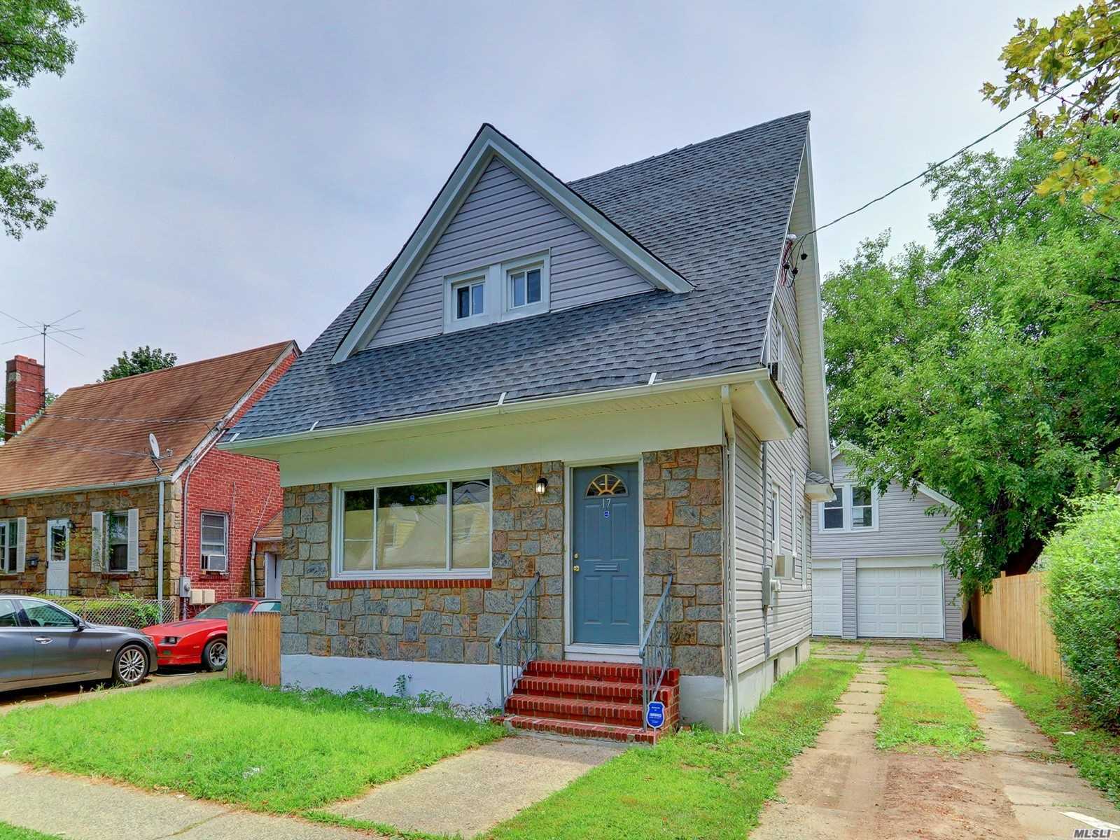 #1 photo, 17 Clinton Avenue, ناسو Roosevelt , NY 11575