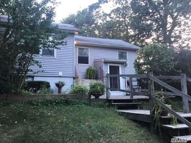 #1 photo, 24 Bayville Drive, سوفولك Sound Beach , NY 11789
