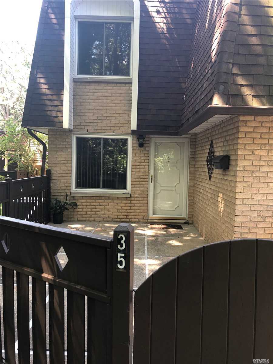 #1 photo, 35 Blue Ridge Drive, サフォーク郡 Medford , NY 11763