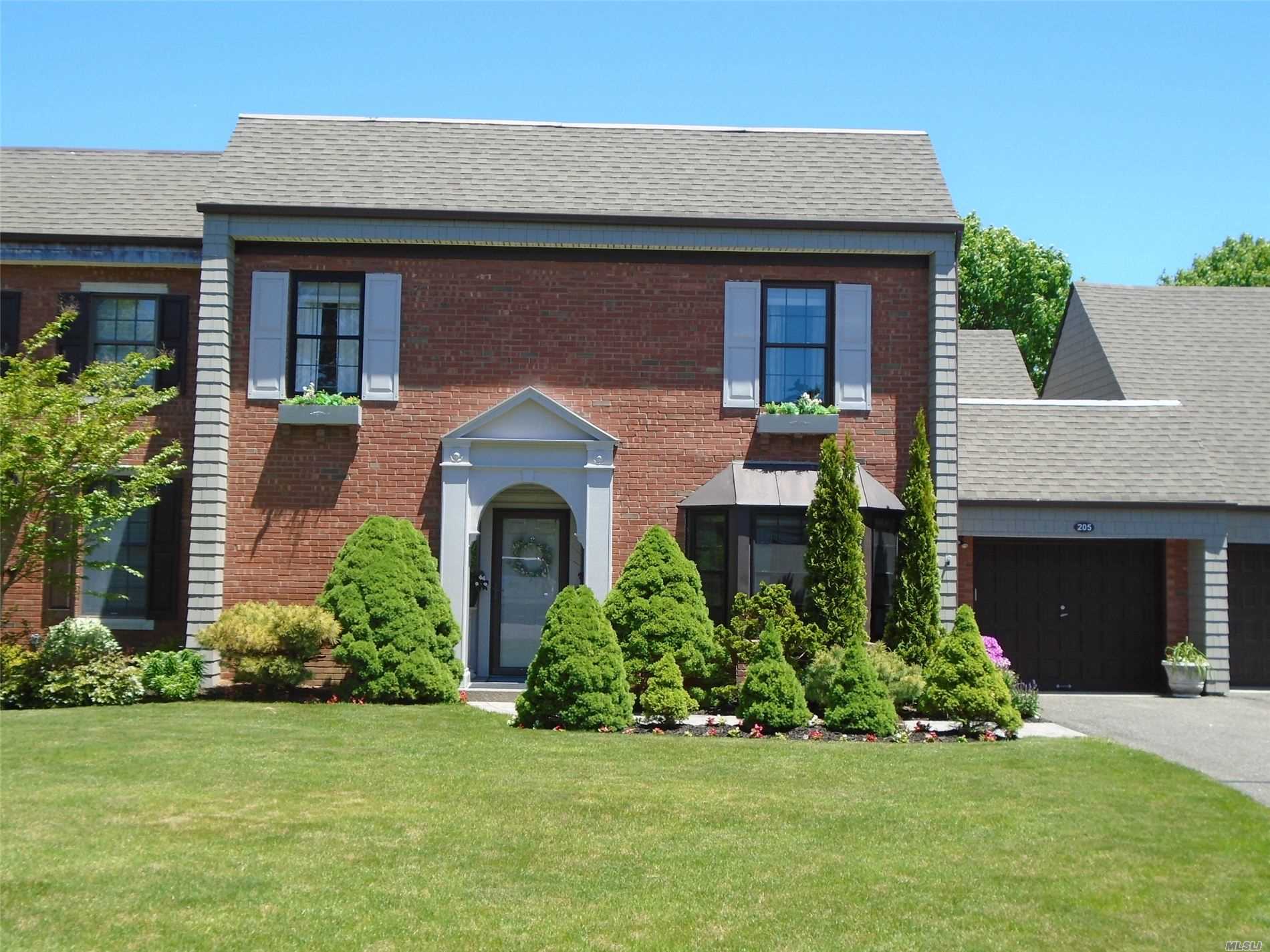 #1 photo, 205 Captains Way, Bay Shore , NY 11706