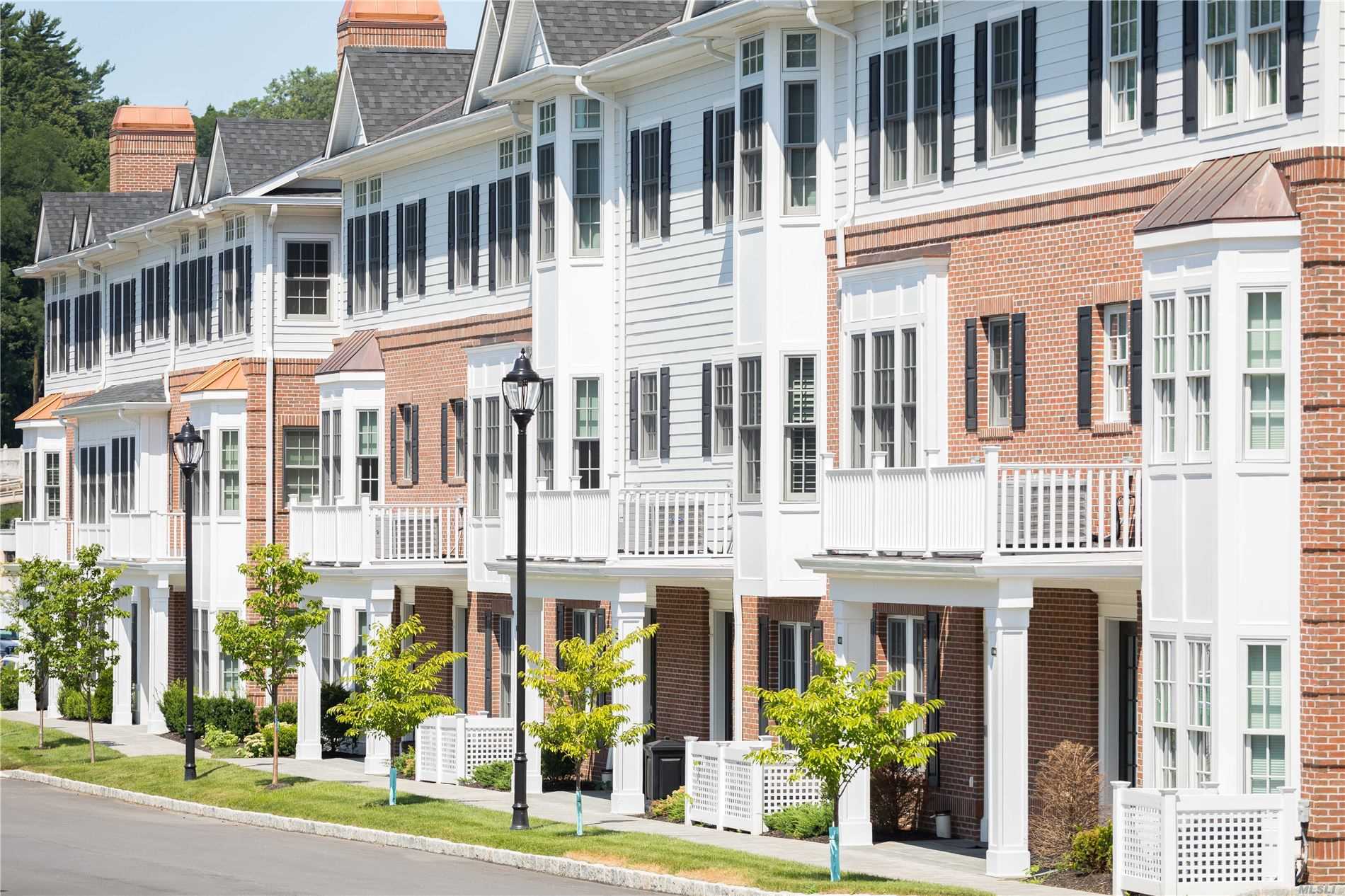 #1 photo, 505 Grist Mill Circl, Roslyn , NY 11576