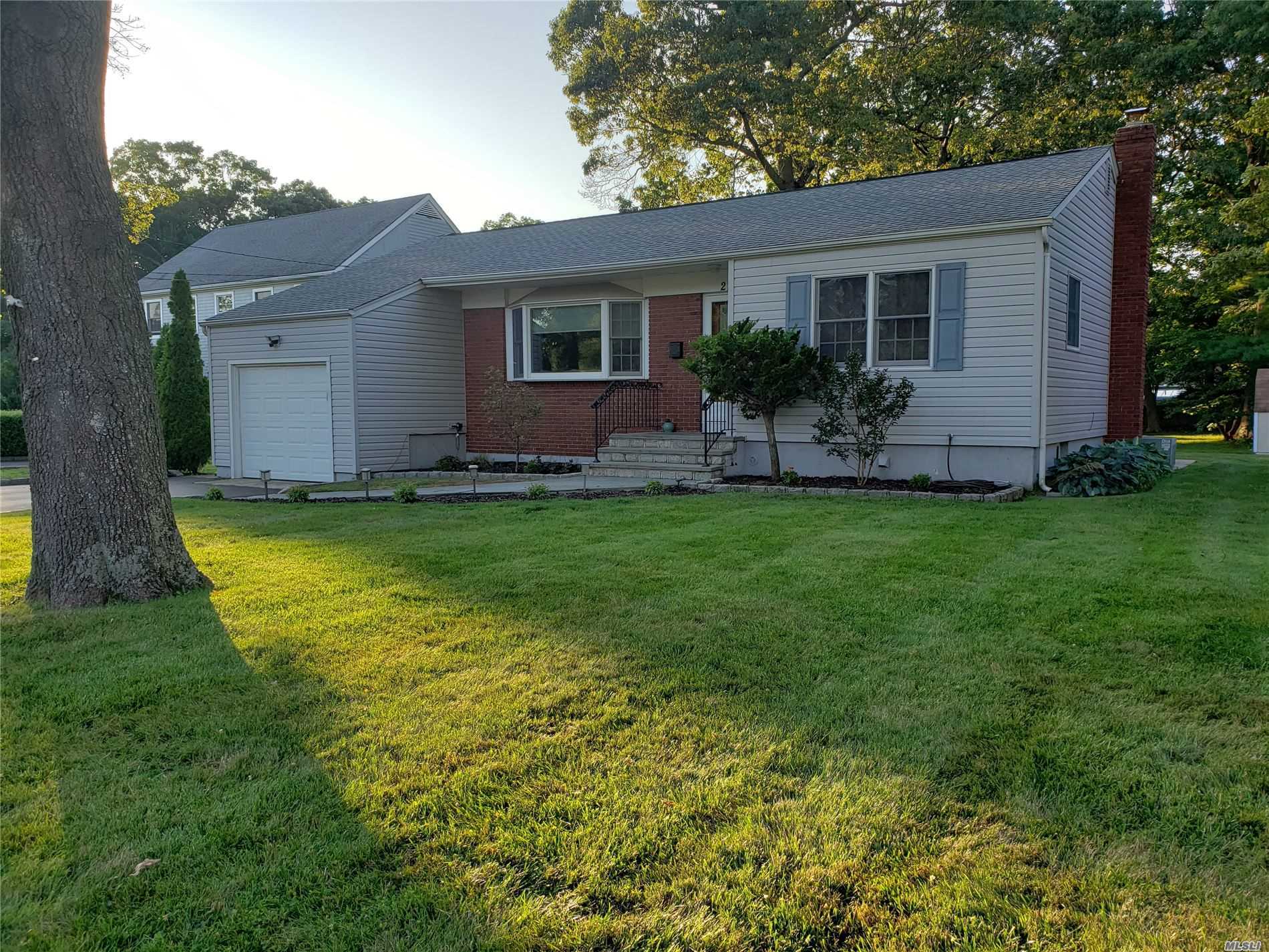 #1 photo, 217 7th Street, サフォーク郡 Saint James , NY 11780