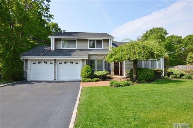 #1 photo, 31 Fleetwood Road, Commack , NY 11725