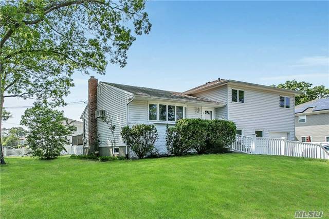 #1 photo, 107 Sunrise Dr, N. Massapequa , NY 11758