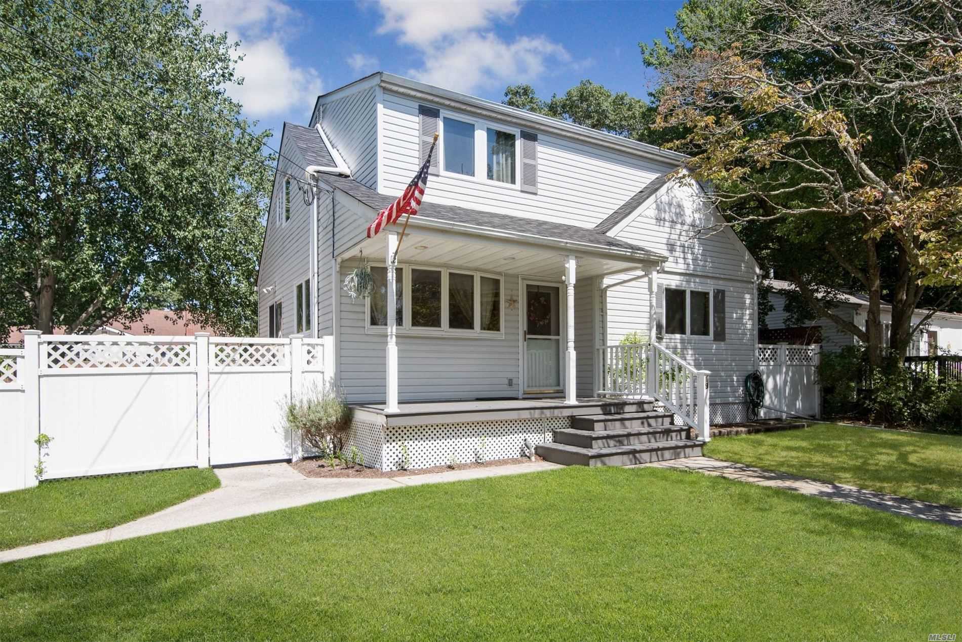 #1 photo, 19 Celia Street, East Patchogue , NY 11772