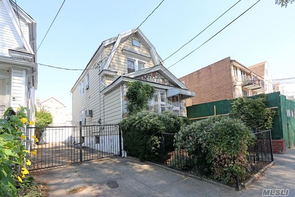 #1 photo, 92-21 55th Avenue, एल्महर्स्ट Elmhurst , NY 11373