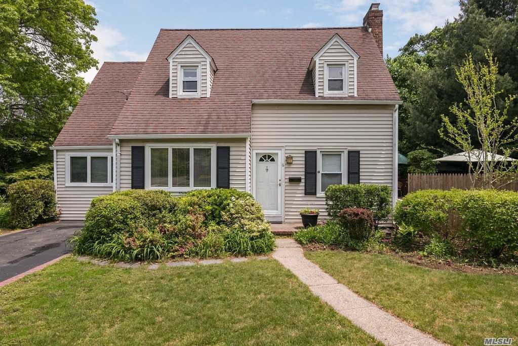 #1 photo, 6 Newell Road, Merrick , NY 11566