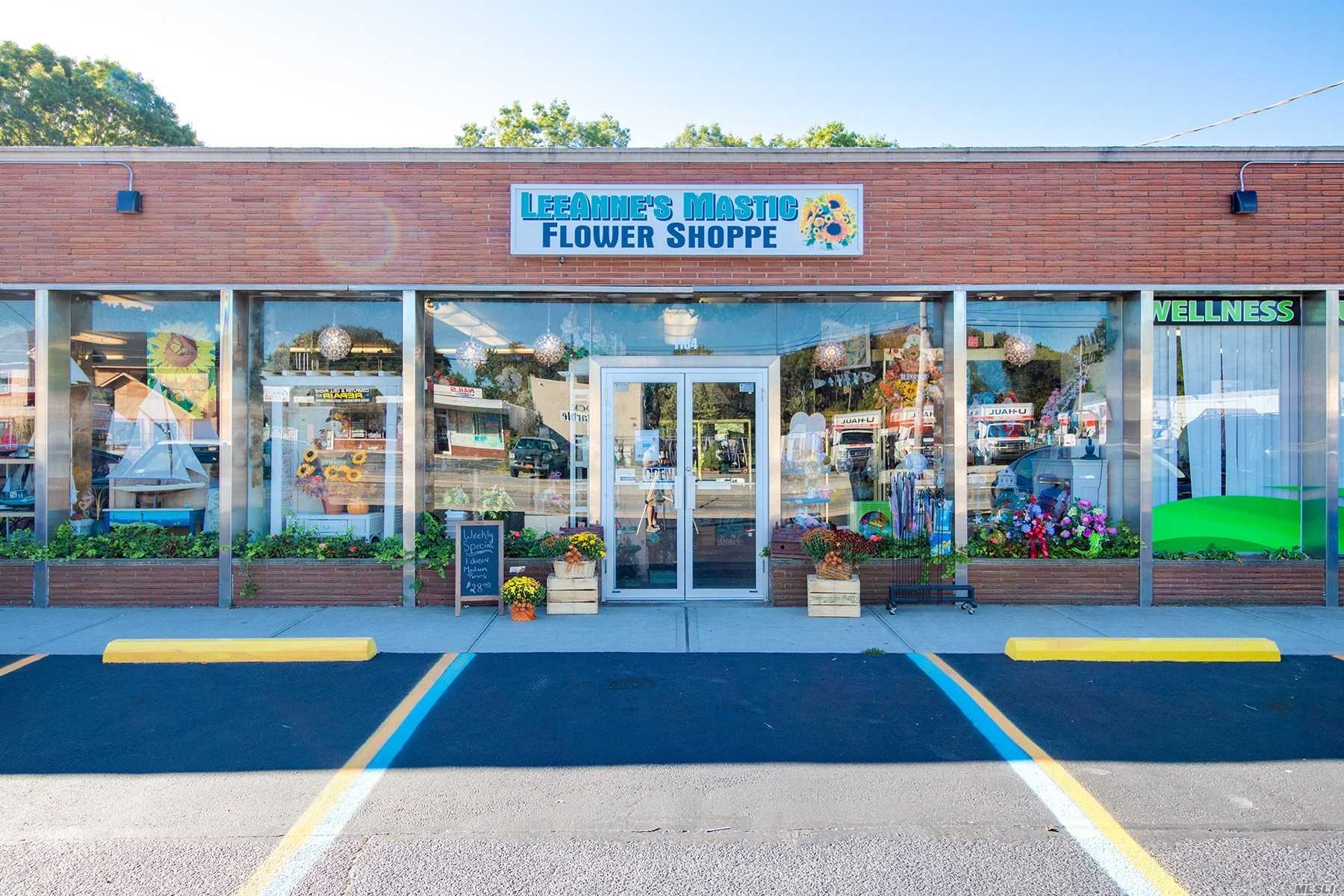 #1 photo, 1184 Montauk Highway, 東長島 Mastic , NY 11950