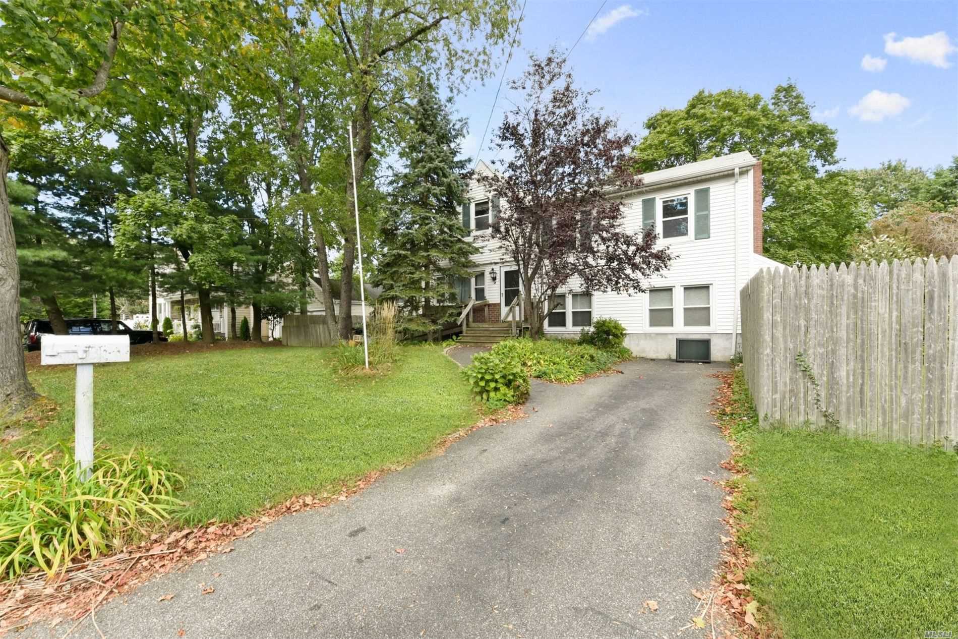 #1 photo, 3 Sapphire Place, 東長島 亨廷顿 South Huntington , NY 11746