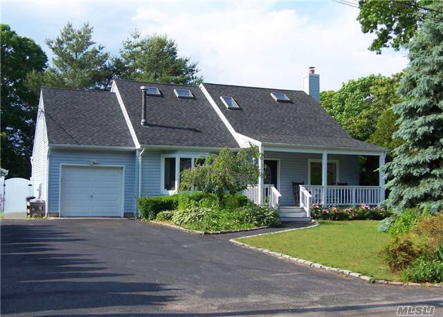 #1 photo, 7 Loughlin Drive, Shirley , NY 11967