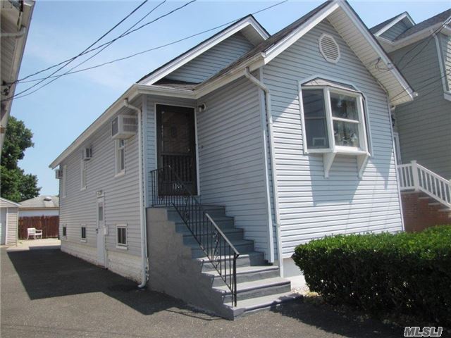 #1 photo, 120 Lawson Avenue, ナッソー郡 East Rockaway , NY 11518