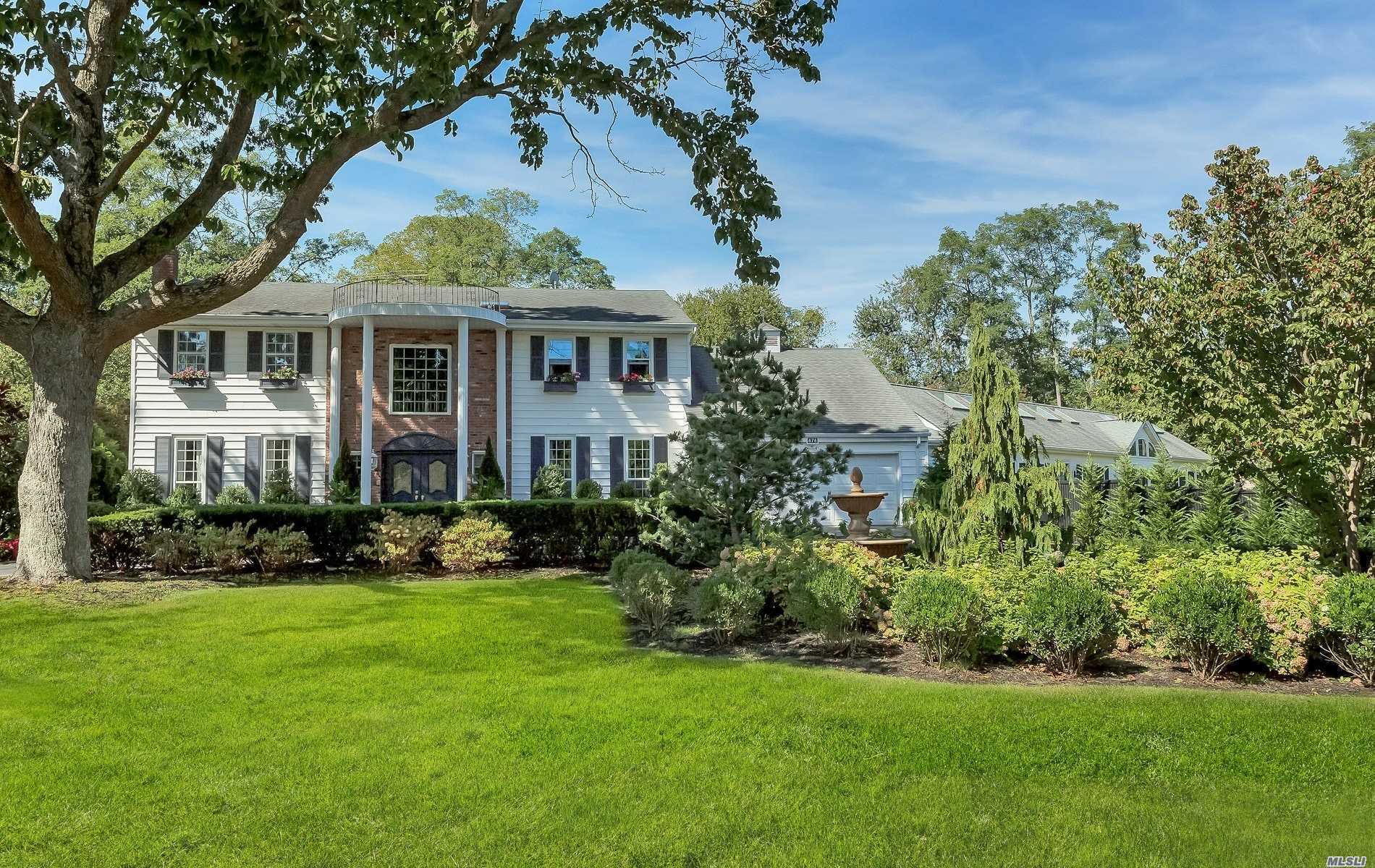 #1 photo, 878 Gardiner Drive, Bay Shore , NY 11706