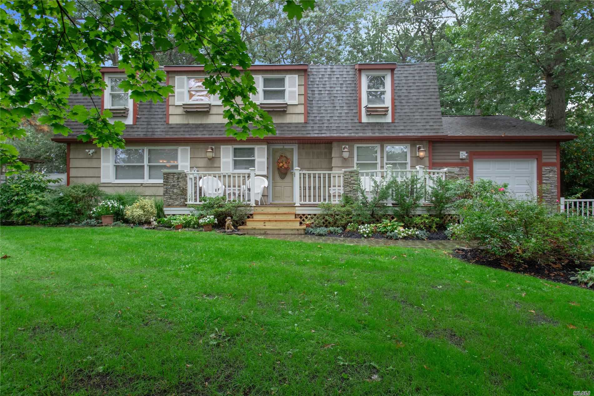 #1 photo, 17 Atkinson Lane, Coram , NY 11727