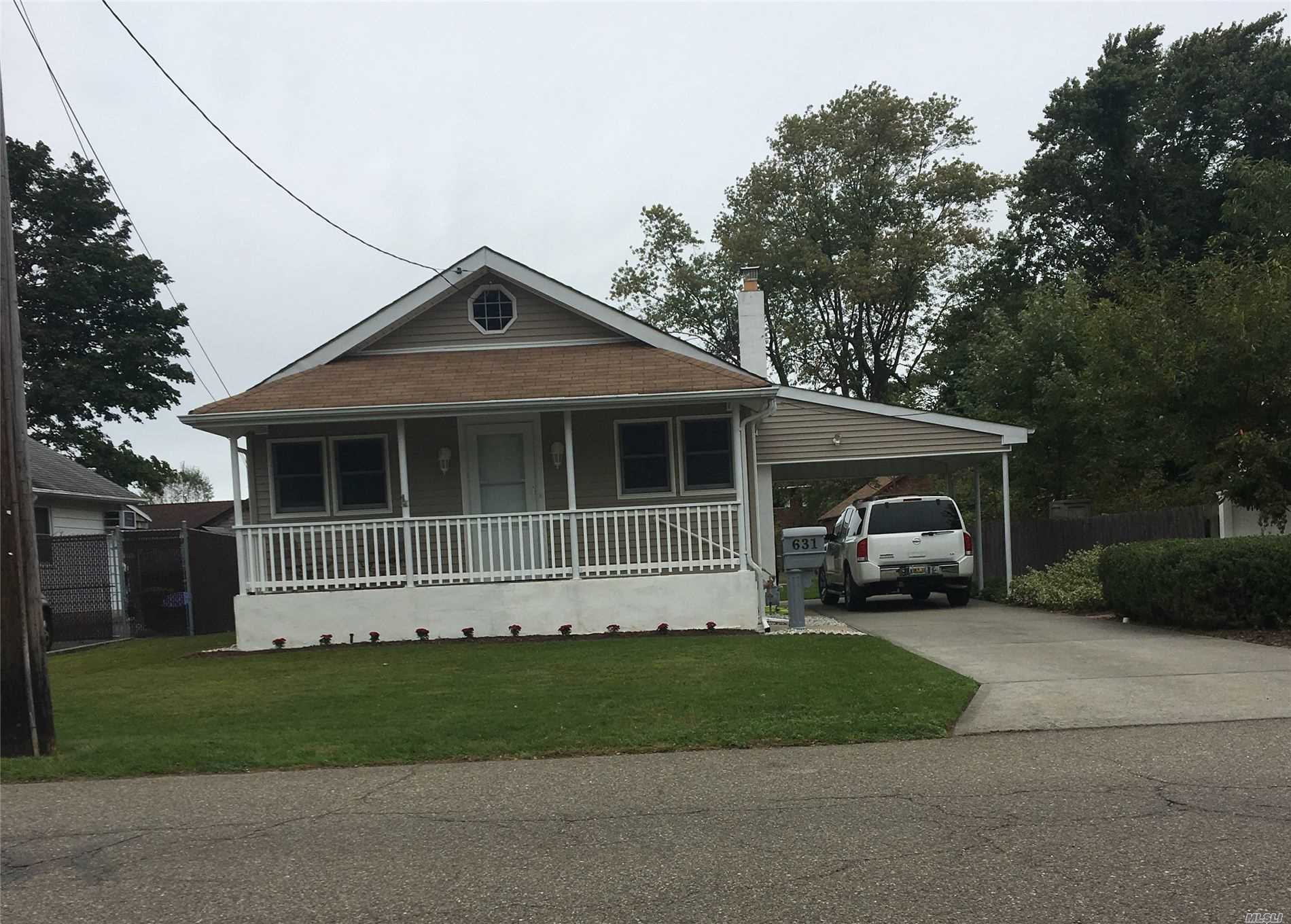 #1 photo, 631 Elmwood Road, West Babylon , NY 11704