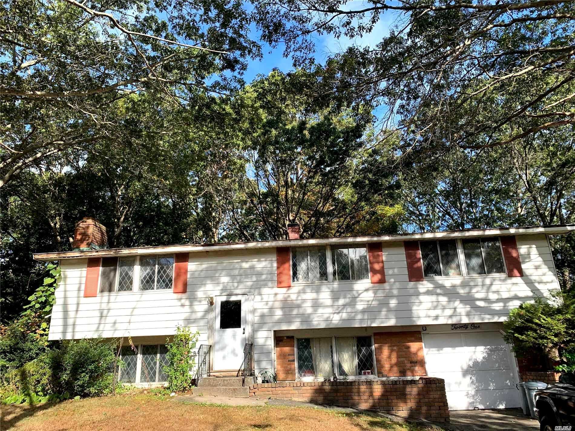 #1 photo, 21 Mayflower Lane, サフォーク郡 East Setauket , NY 11733