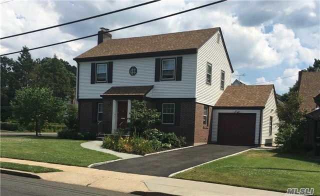 #1 photo, 76 Chester Avenue, 롱 아일랜드 Garden City , NY 11530