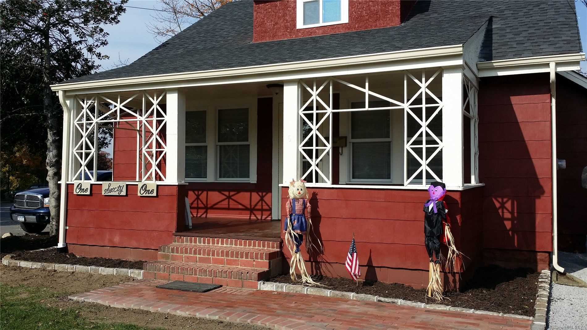 #1 photo, 161 Arnold Avenue, West Babylon , NY 11704