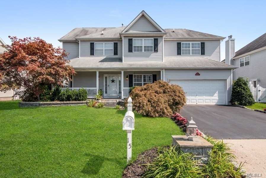 #1 photo, 15 Hickory Hill Drive, Holtsville , NY 11742