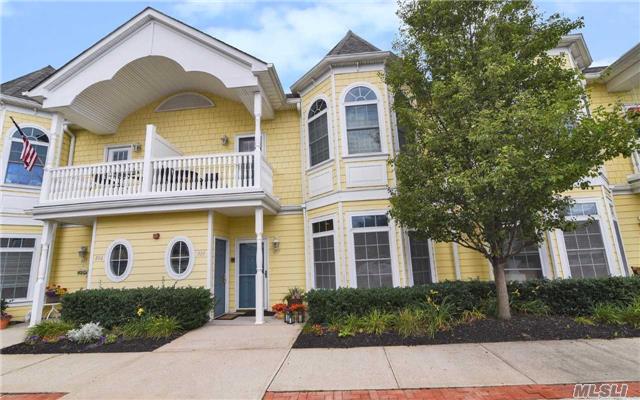 #1 photo, 807 Emily Drive, サフォーク郡 Patchogue , NY 11772