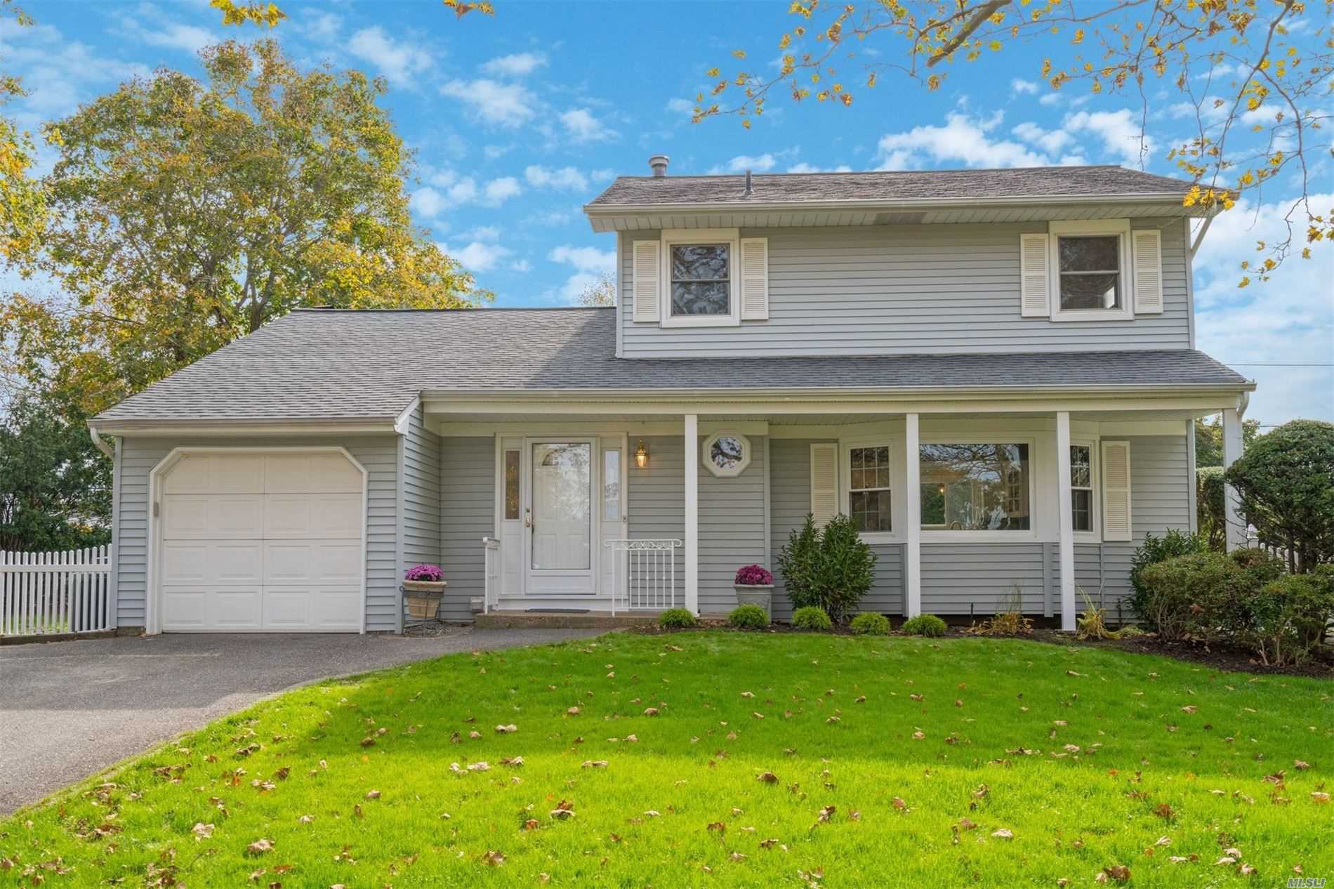 #1 photo, 50 Pine Hollow Lane, サフォーク郡 Greenlawn , NY 11740