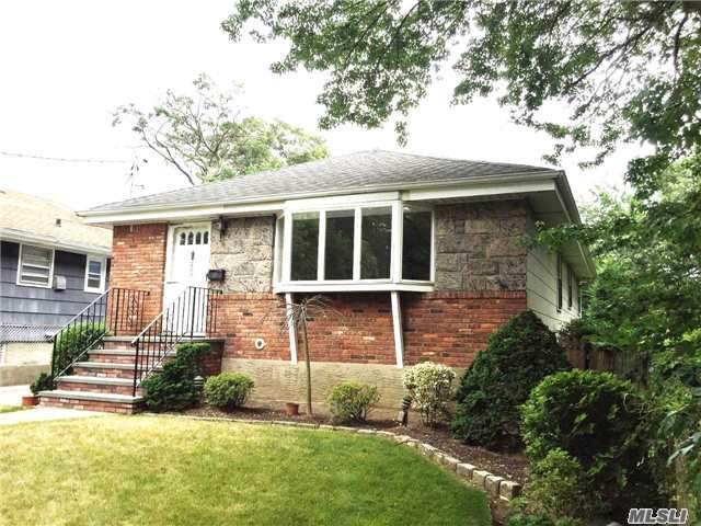 #1 photo, 208 E Beverly Parkway, ナッソー郡 Valley Stream , NY 11580