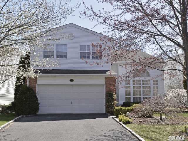 #1 photo, 97 Fairway View Drive, سوفولك Commack , NY 11725