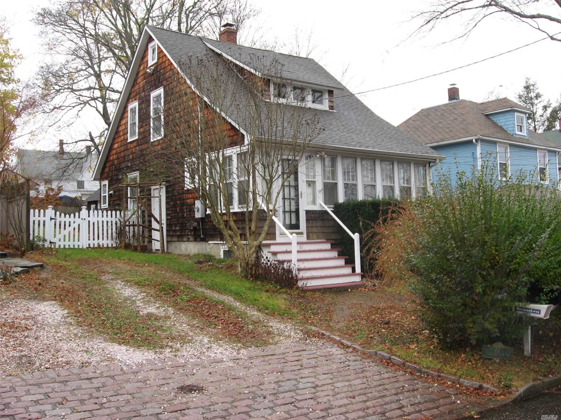 #1 photo, 61 Jackson Avenue, サフォーク郡 Huntington , NY 11743