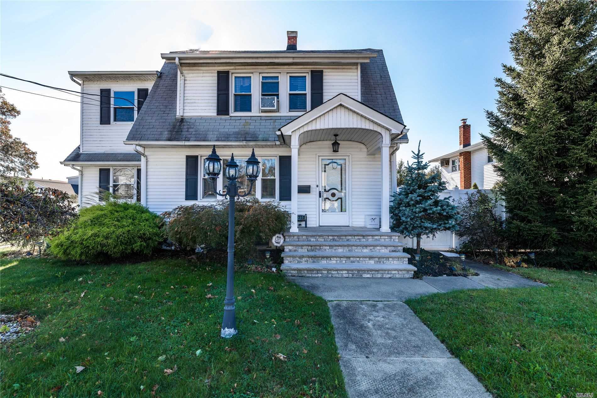 #1 photo, 2350 Grand Avenue, Bellmore , NY 11710