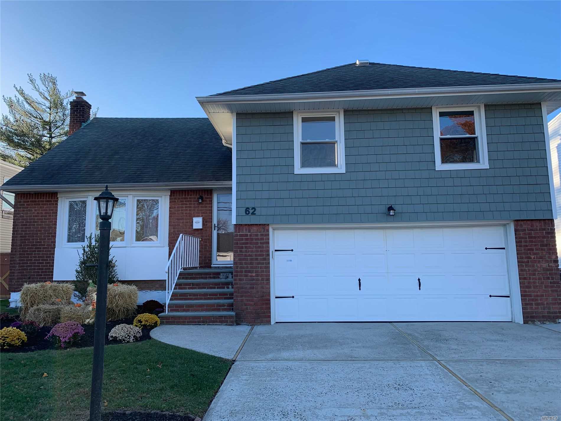 #1 photo, 62 Franklin Place, Oceanside , NY 11572