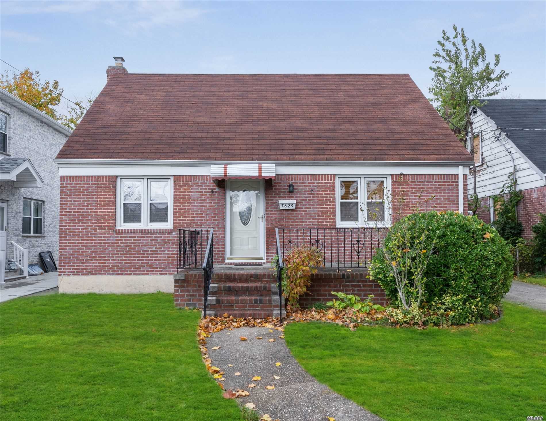 #1 photo, 76-29 Hewlett Street, Oakland Gardens , NY 11364