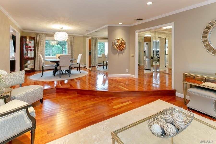 #1 photo, 1428 Garfield Road, Нассау ‖ East Meadow , NY 11554