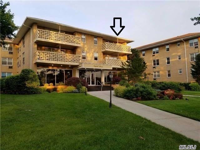 #1 photo, 490 Atlantic Avenue, ناسو East Rockaway , NY 11518