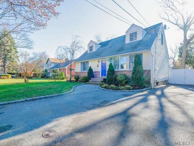 #1 photo, 24 Garfield Place, East Northport , NY 11731