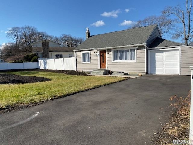 #1 photo, 17 Muncey Road, Саффолк ‖ Bay Shore , NY 11706