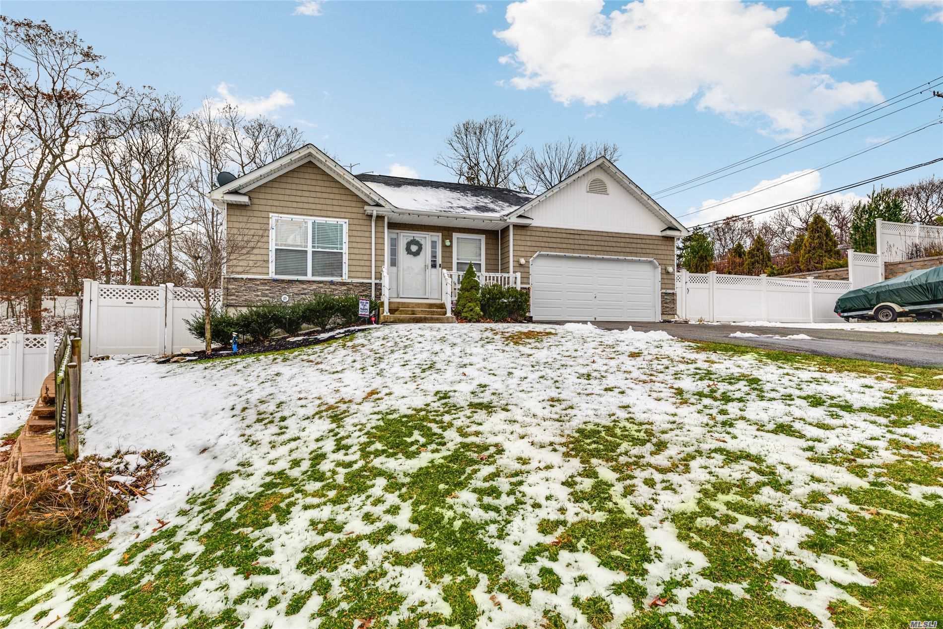 #1 photo, 6 Veterans Way, サフォーク郡 Hauppauge , NY 11749