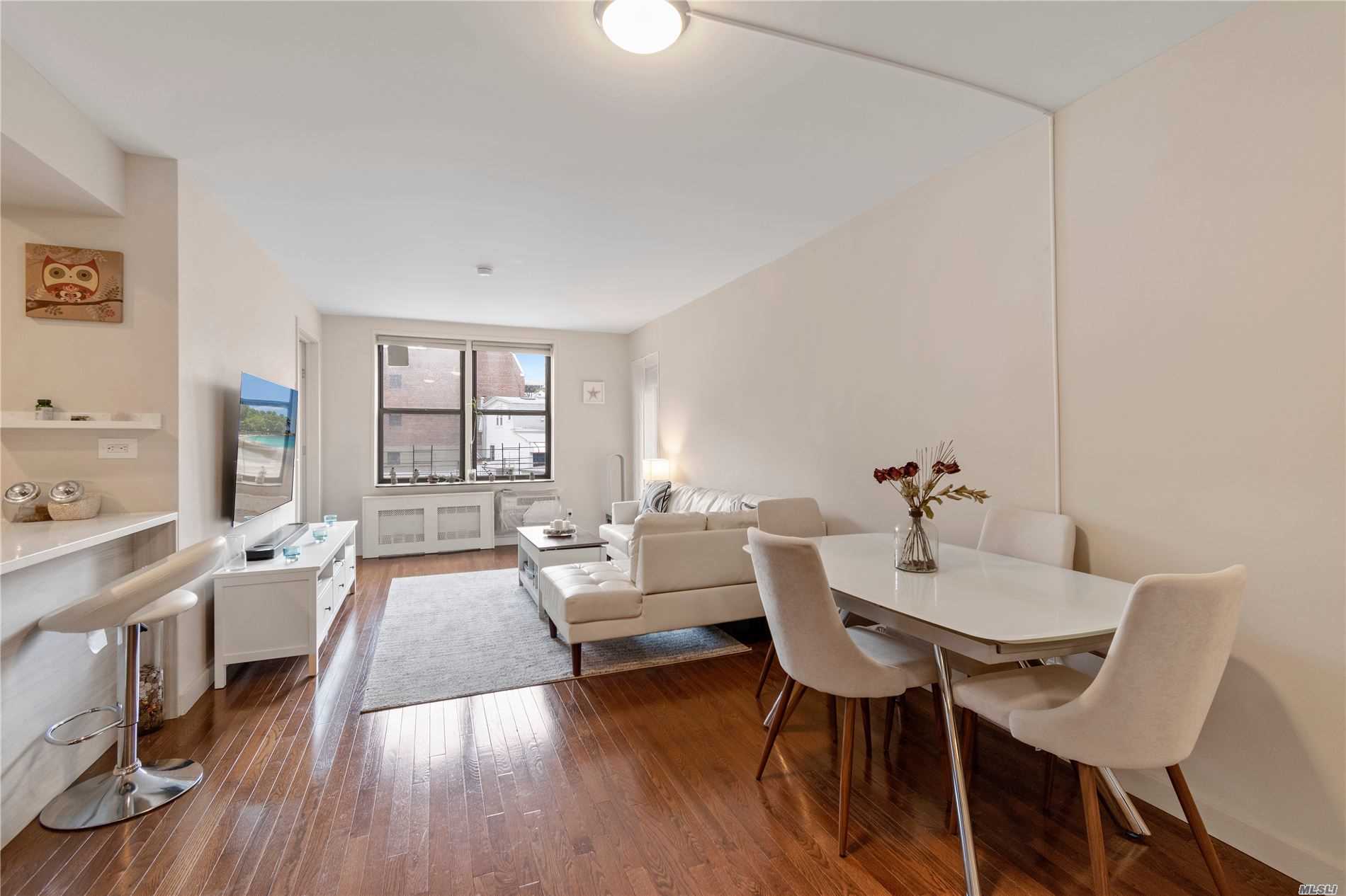 #1 photo, 87-10 51st Avenue, एल्महर्स्ट Elmhurst , NY 11373