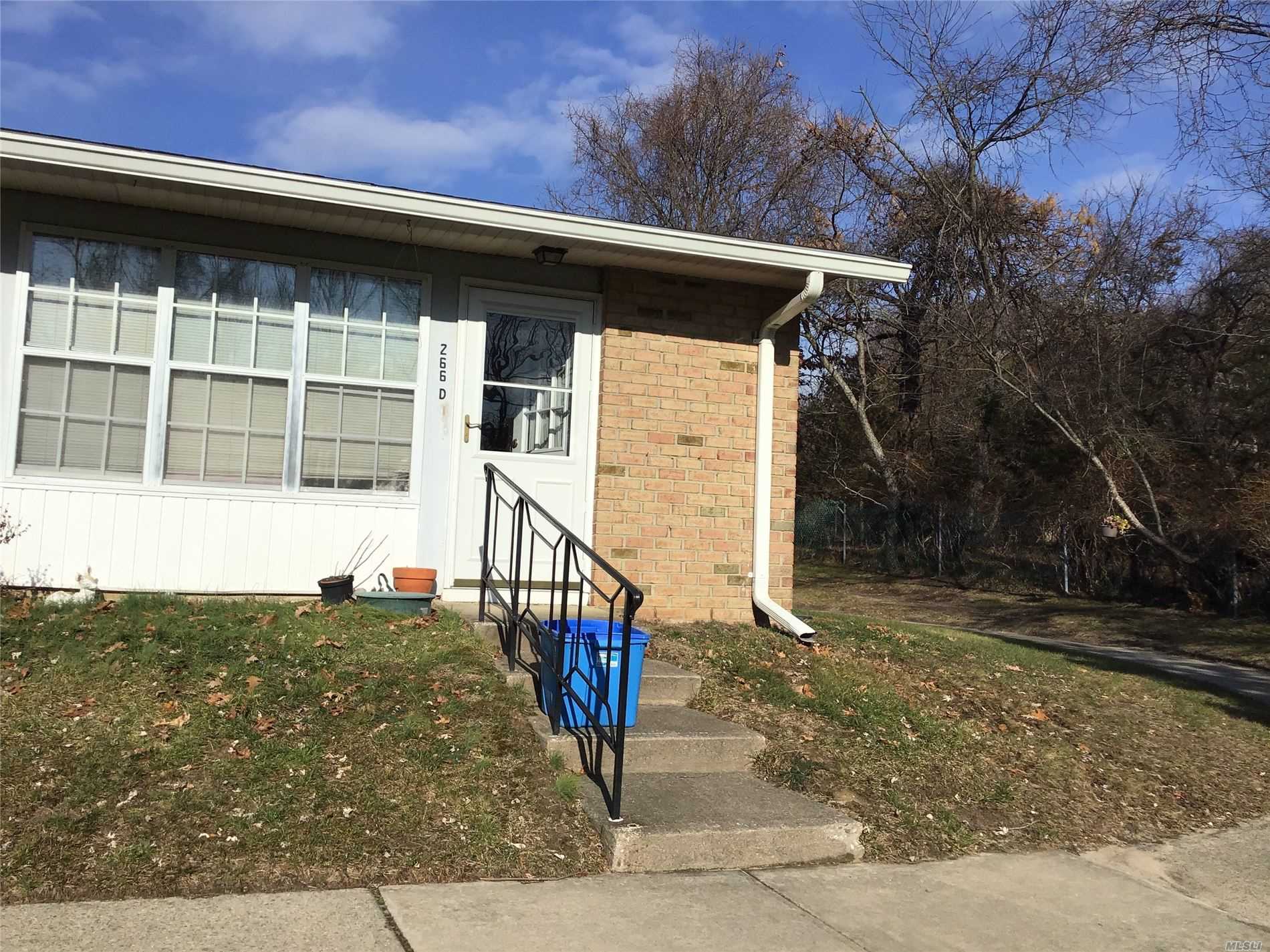 #1 photo, 266D Berwick Court, سوفولك Ridge , NY 11961
