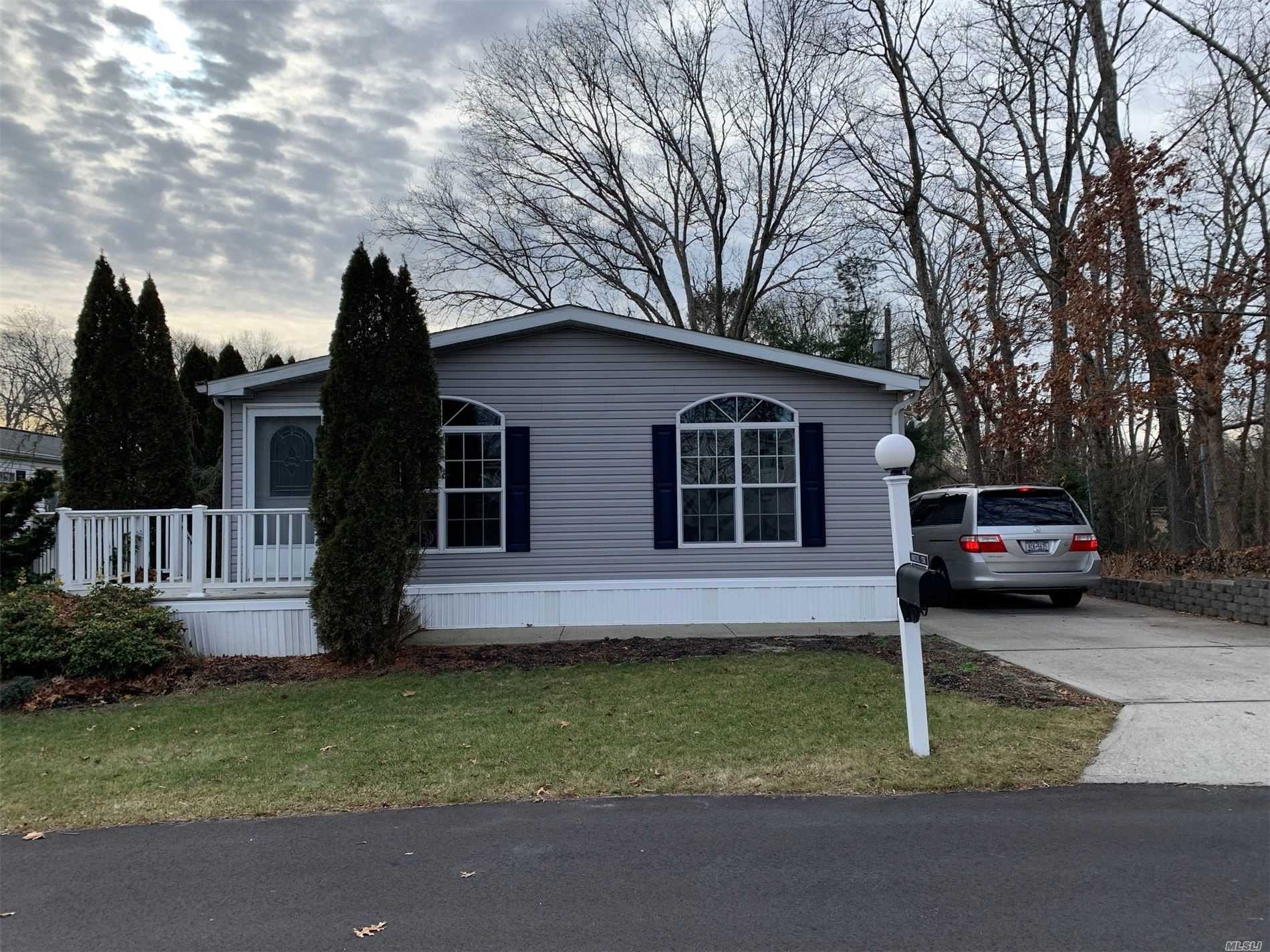 #1 photo, 1661-356 Old Country Road, Riverhead , NY 11901