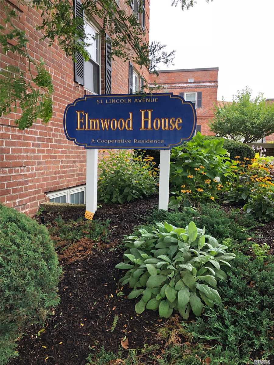 #1 photo, 51 Lincoln Avenue, Rockville Centre , NY 11570