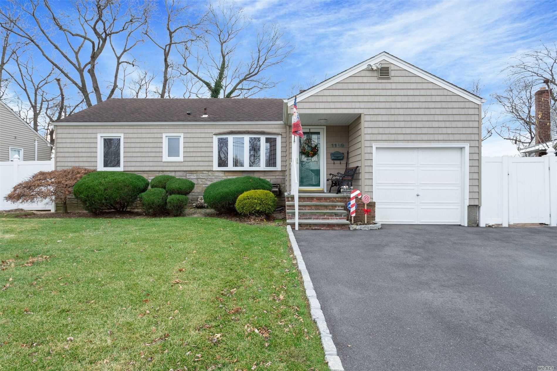 #1 photo, 1189 Ott Lane, ナッソー郡 Merrick , NY 11566