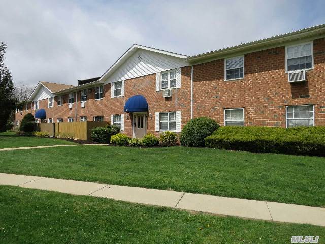 #1 photo, 460 Old Town Road, Port Jefferson Station , NY 11776