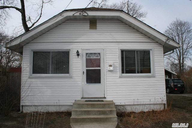 #1 photo, 27 Oakwood Avenue, サフォーク郡 Lake Ronkonkoma , NY 11779